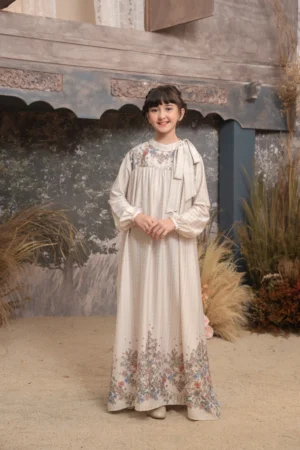 Meutia Dress Kids in Ivory Pearl