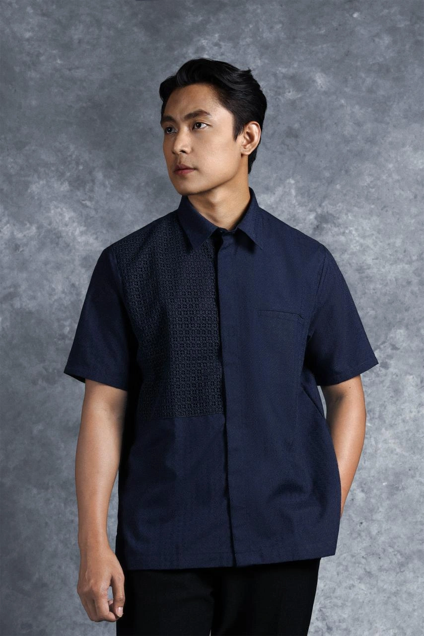 Kemeja Elok Brokat Lengan Pendek Swarga - Gambar 2