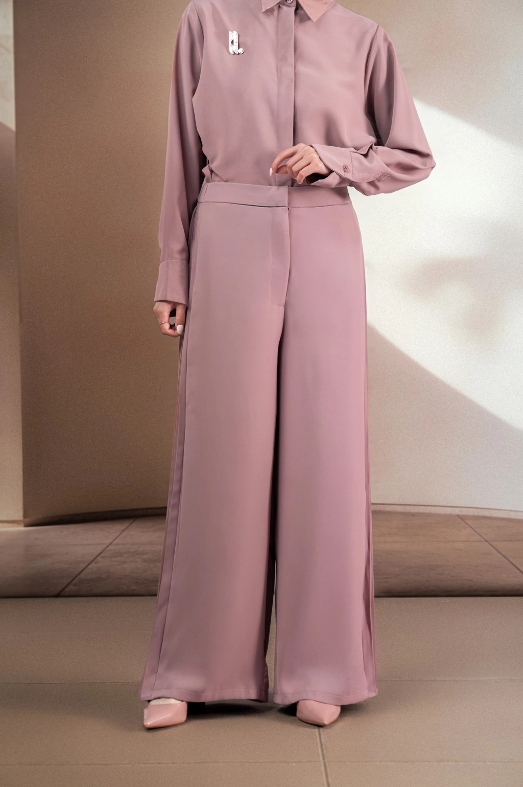 CELANA BERLIPAT ELOK KUSUMA