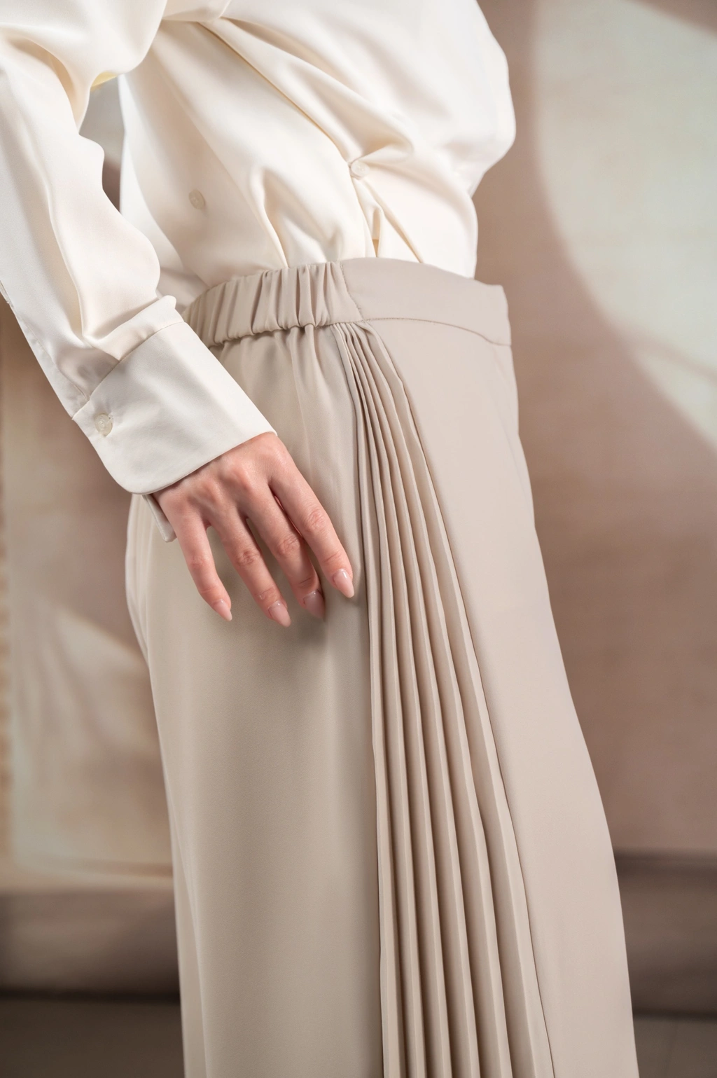 CELANA BERLIPAT ELOK PALEM - Gambar 3