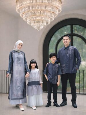 Aliyah Raya Signature - Navy