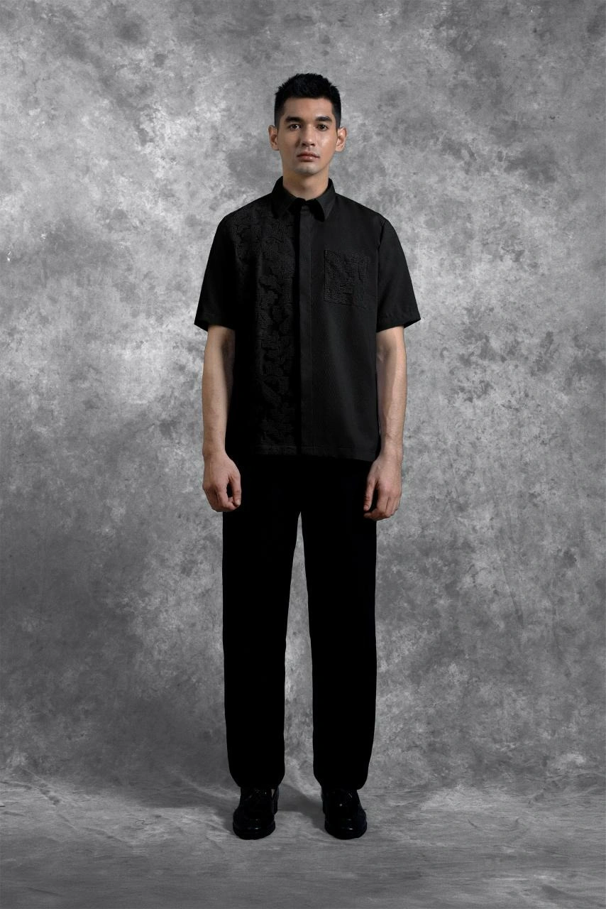 Kemeja Brukat Saku Renjana Lengan Pendek Bayang - Gambar 2